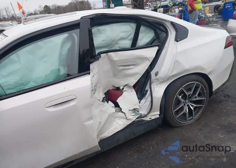 2025 BMW I5 xDrive40 from USA, damaged, VIN WBY13HG02SCT77638